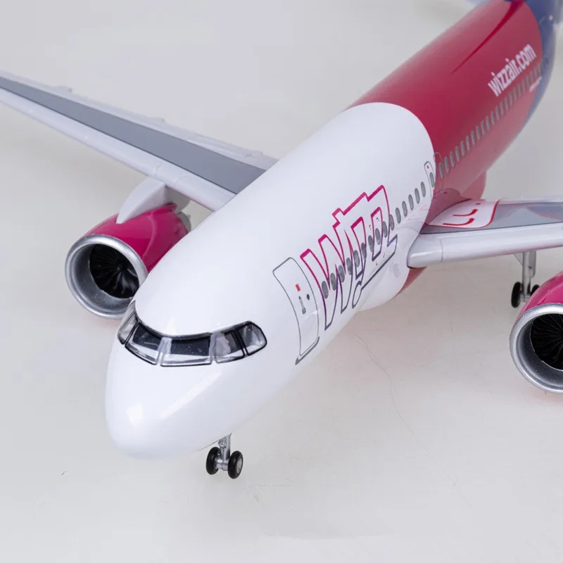 Wizzair Plane Model 47cm 1/80  - Resin Art For Kids review and price